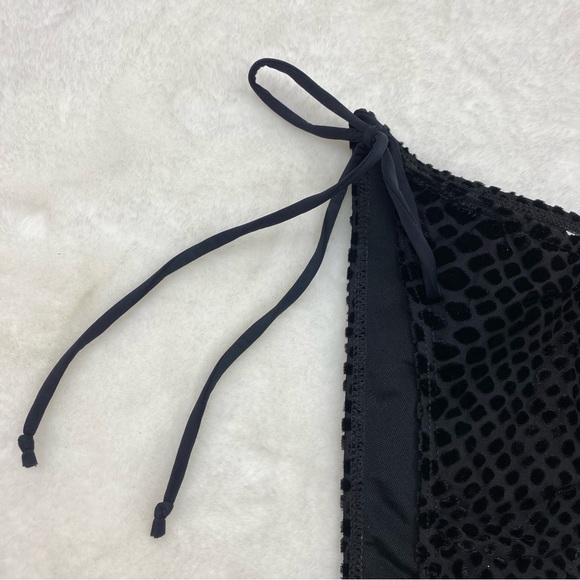 NWT Pretty Little Thing Black Devore Bikini Bottoms - Picture 6 of 10